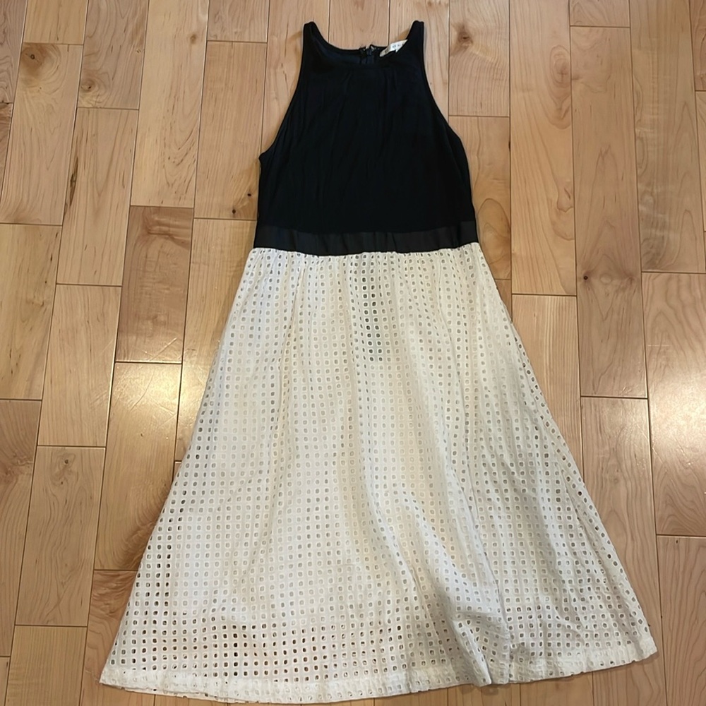 Black and white dress size 4